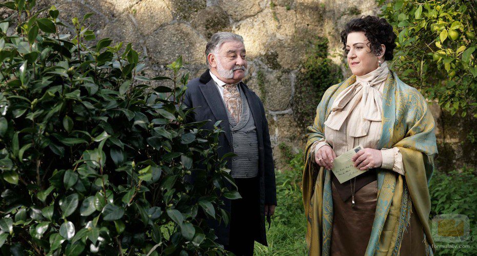 Manuel Lourenzo como José Pardo Bazán