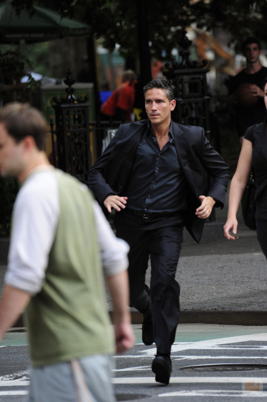 Reese corre en 'Person of Interest'