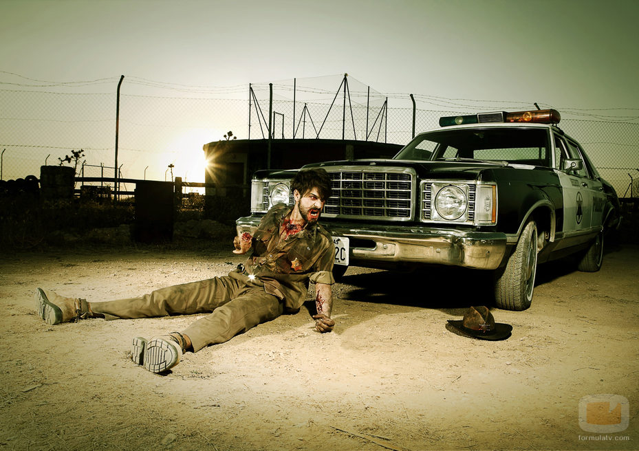 Felíx Gómez, abril en el calendario zombie de 'The Walking Dead'