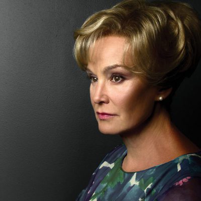 Jessica Lange es Constance en 'American Horror Story'