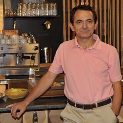 Iñaki Miramón es José Luis en 'Con el culo al aire'