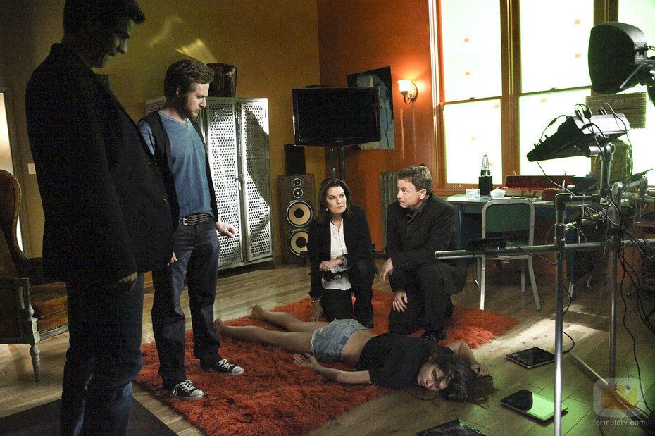 Sela Ward y el equipo de 'CSI: NY'