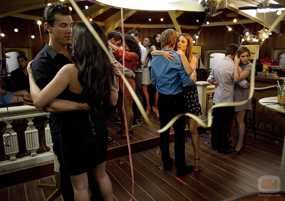 El Estrella Polar disfruta de una fiesta en 'El barco'