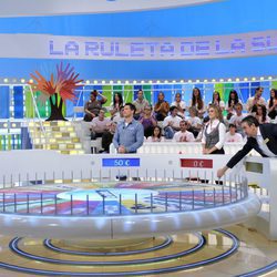 Ramón Arangüena tira de 'La ruleta de la suerte' en el especial "Una semilla, una vida"