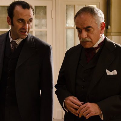 Ayala quiere descubrir qué pasó realmente con Cristina en 'Gran Hotel'
