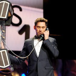 Paco León durante su actuación en los Premios Ondas 2011