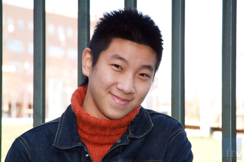 Andrés Cheung da vida a Jan en 'Física o Química'