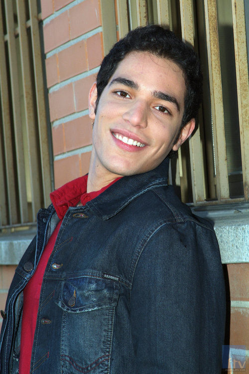 Karim El-Karem es Isaac en 'Física o Química'