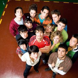 Míchel Gurfi con sus compañeros de 'Física o química'