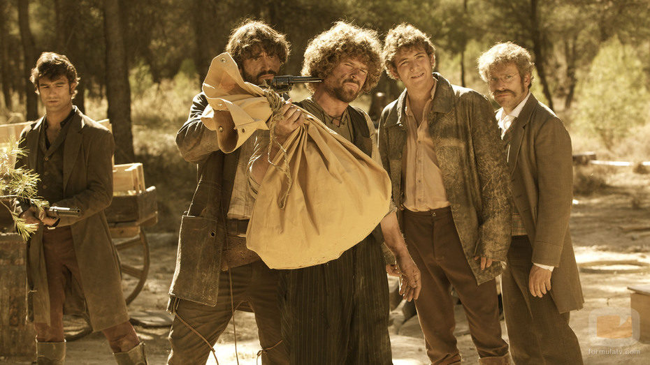 Los Bravo vuelven de su atraco en 'Tierra de Lobos'