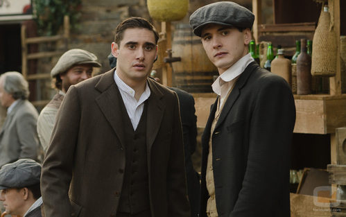 Julio Olmedo y Andrés en 'Gran Hotel'
