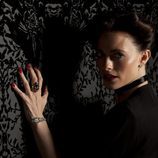 Lara Pulver es Irene Adler en la segunda temporada de 'Sherlock'