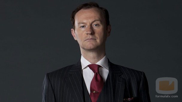 Mark Gatiss es Mycroft Holmes en la serie de BBC 'Sherlock'