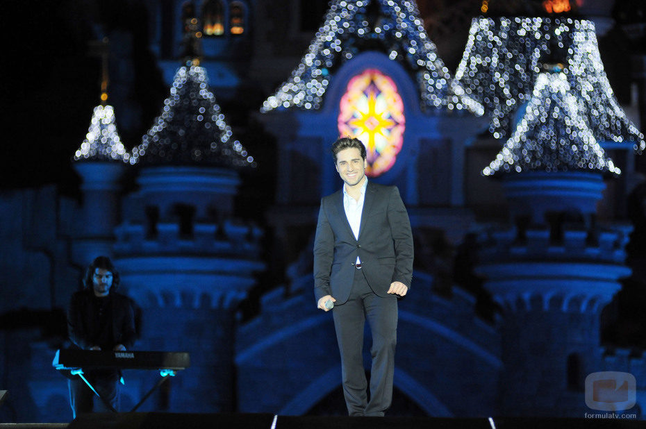 Bustamante desde Disneyland París en 'La noche en paz'