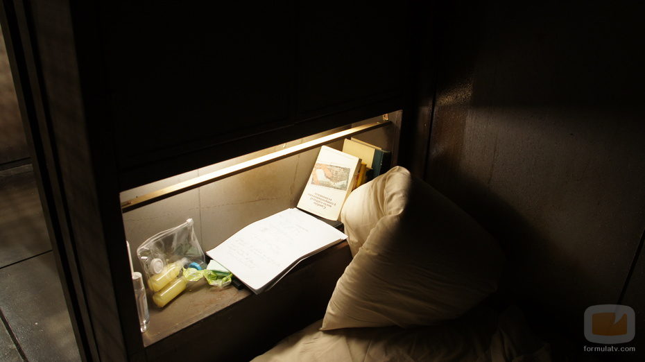 Cabecero de la cama de una de las celdas de 'La fuga'