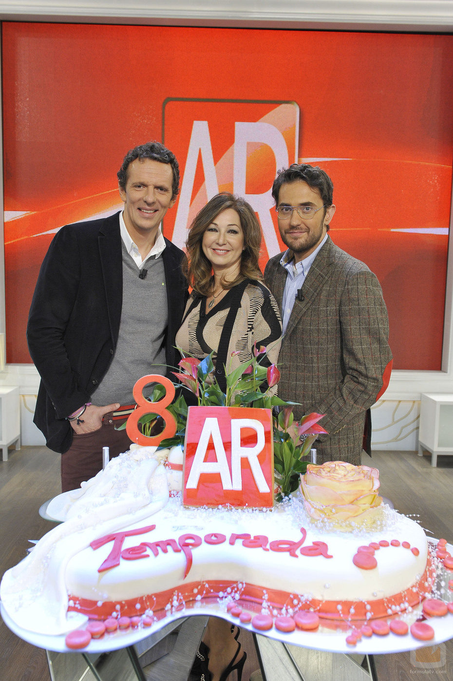 Maxim Huerta, Ana Rosa Quintana y Joaquín Prat celebran los 7 años de 'El programa de Ana Rosa'
