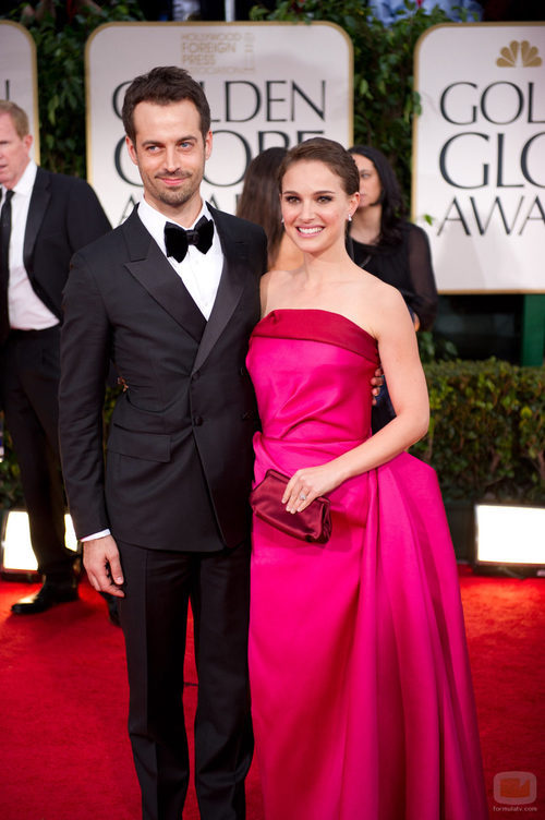 Natalie Portman y Benjamin Millepied en los Globos de Oro 2012