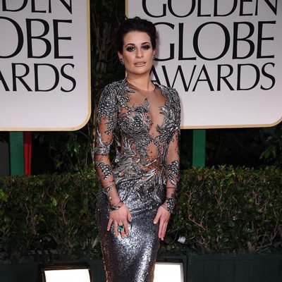 Lea Michele, impactante en los Globos de Oro 2012