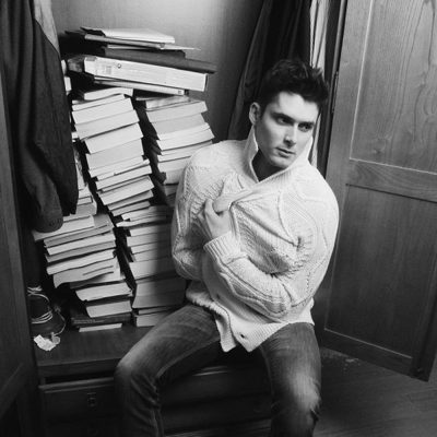 Sergio Mur, en blanco y negro para Overlay Magazine