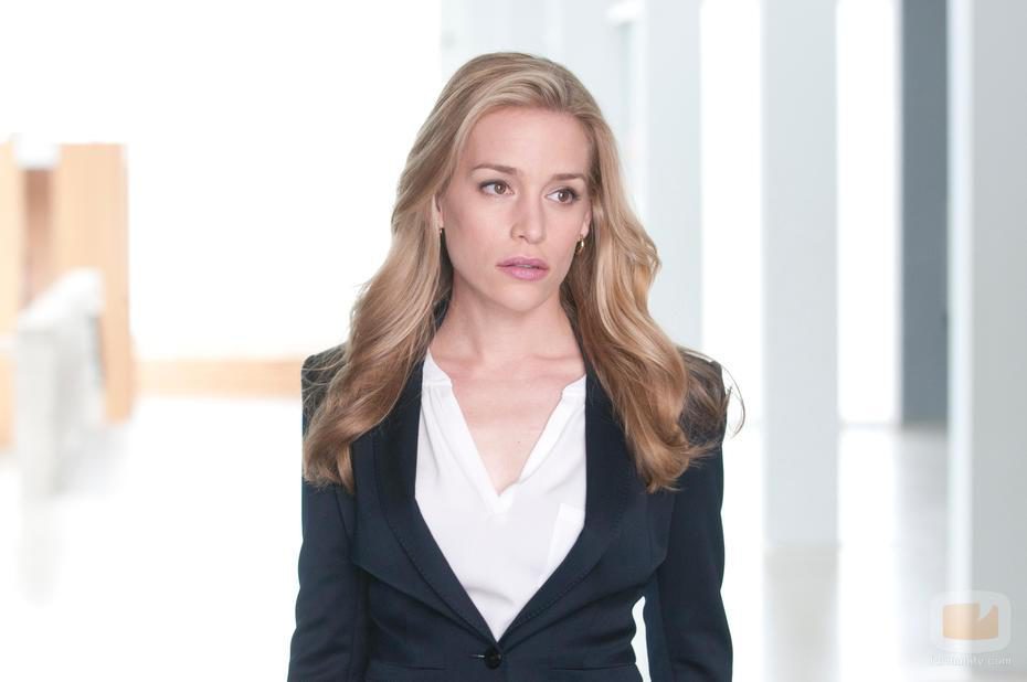 Piper Perabo en la segunda de temporada de 'Covert Affairs'