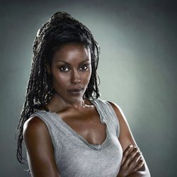 Christine Adams en la serie de Spielberg 'Terra Nova'