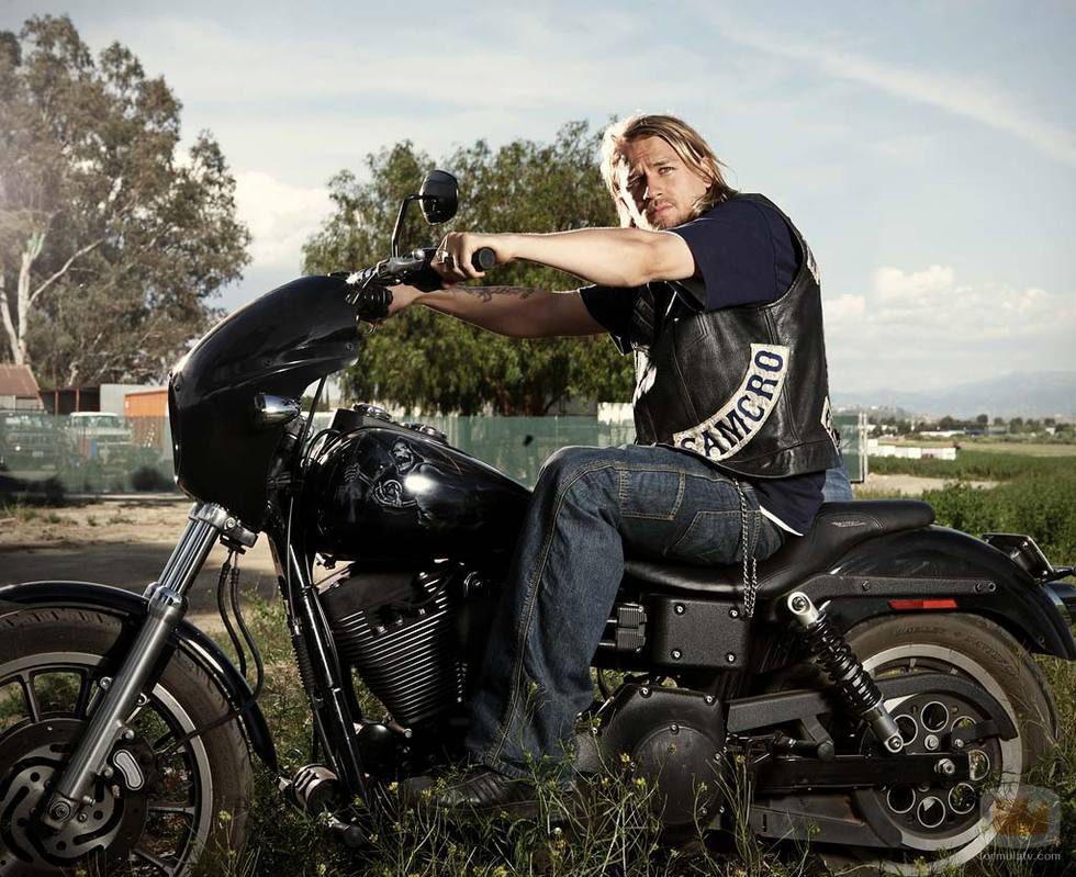 Charlie Hunnam
