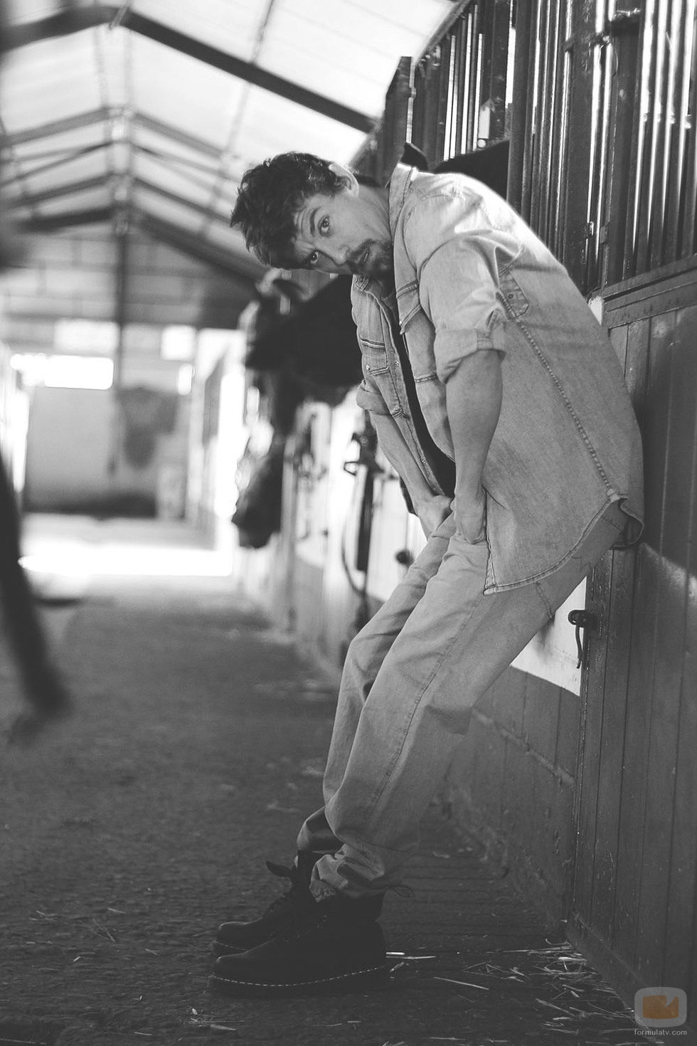 Adrián Lastra posa para Overlay