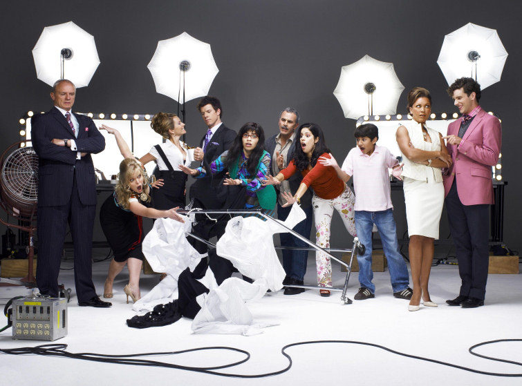 Foto promocional en el estudio fotográfico de 'Ugly Betty'