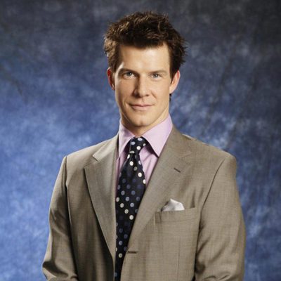 Eric Mabius interpreta a Daniel Meade en 'Ugly Beaty'