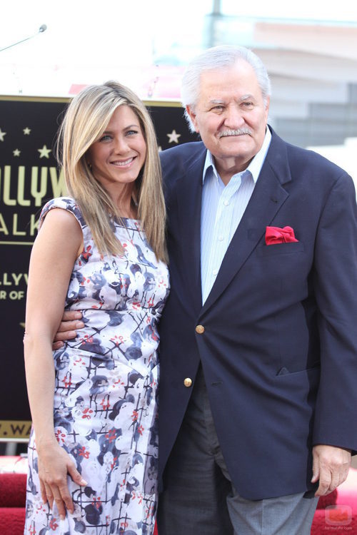 Jennifer Aniston con su padre