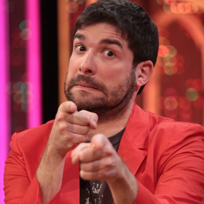 Nacho García con su chaqueta roja