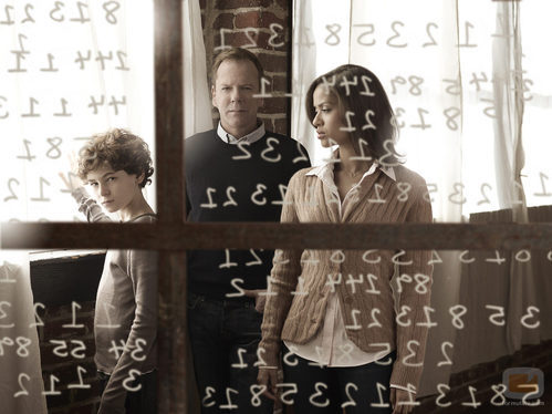 David Mazouz, Kiefer Sutherland y Gugu Mbatha-Raw