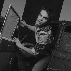 Sam Jackson interpreta a Alex Hendey