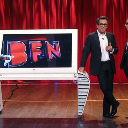 Andreu Buenafuente y Berto Romero con una pantalla en 'Buenas noches y Buenafuente'