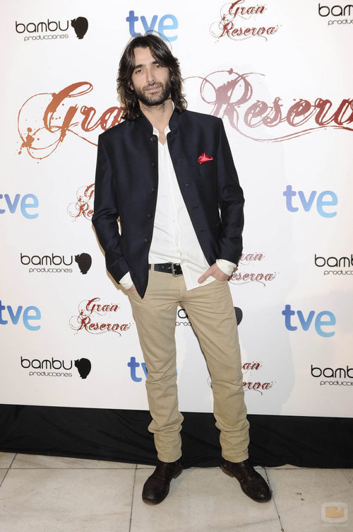 Aitor Luna en la premiere de la tercera temporada de 'Gran Reserva'