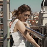 Marina Salas en un balcón de Madrid