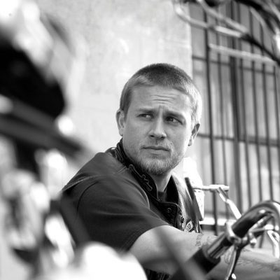 Charlie Hunnam en la cuarta temporada de 'Hijos de la anarquía'