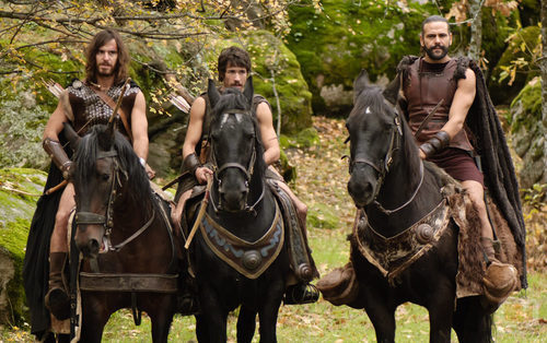 Alfonso Bassave, Juan José Ballesta y Roberto Enríquez en el final de 'Hispania'