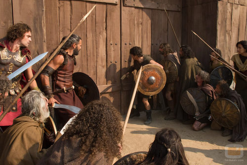 Los rebeldes de 'Hispania' intentan ganar la batalla final