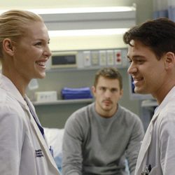 Katherine Heigl y T.R. Knight