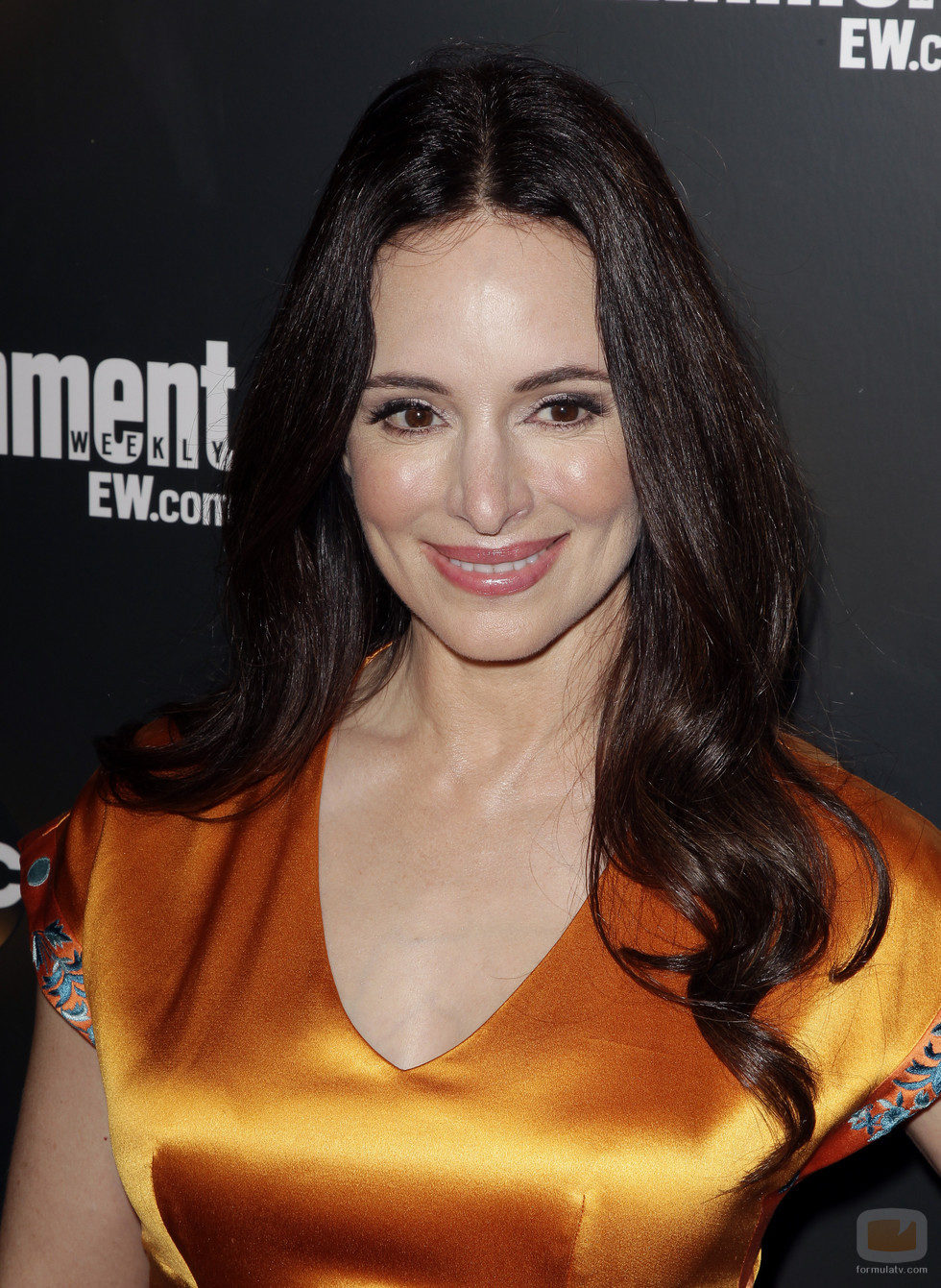 http://www.formulatv.com/images/fgaleria/31000/31075_madeleine-stowe-revenge-upfronts-2012-abc.jpg