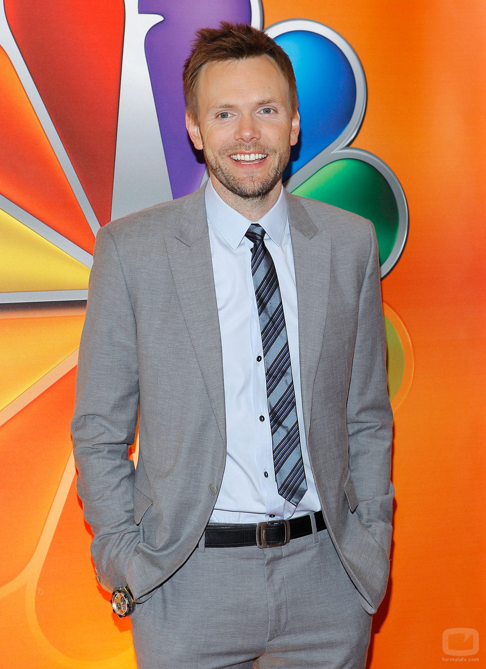 Joel McHale en los Upfronts 2012 de NBC