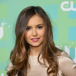 Nina Dobrev de 'The Vampire Diaries' en los Upfronts 2012 de The CW