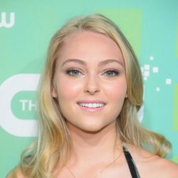 AnnaSophia Robb, protagonista de 'The Carrie Diaries', en los Upfronts 2012 de The CW