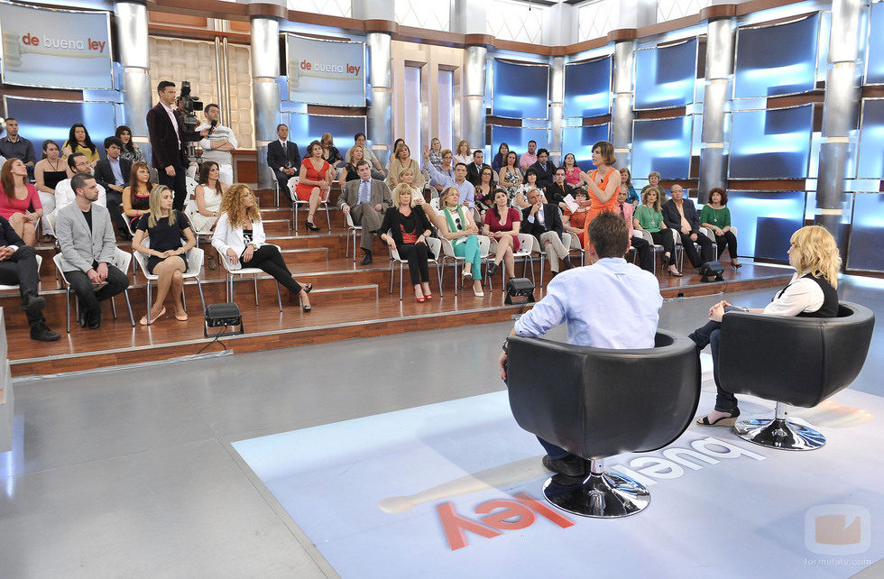 'De buena ley' celebra su tercer aniversario