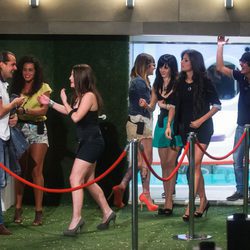 Los concursantes de 'Gran Hermano 12+1' en el jardín durante una gala