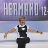 Mercedes Milá sonríe en el plató de 'Gran Hermano'