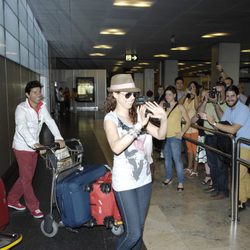 Pastora Soler saluda a sus fans en su regreso a España tras Eurovisión 2012