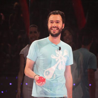 Luis García lucha contra 'El cubo'
