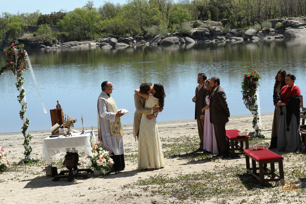 La esperada boda de 'El secreto de Puente Viejo'